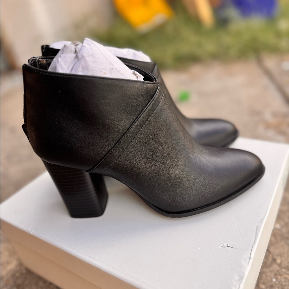 STYLE & CO. Monyaap Black Booties with Almond Toe Block Heel